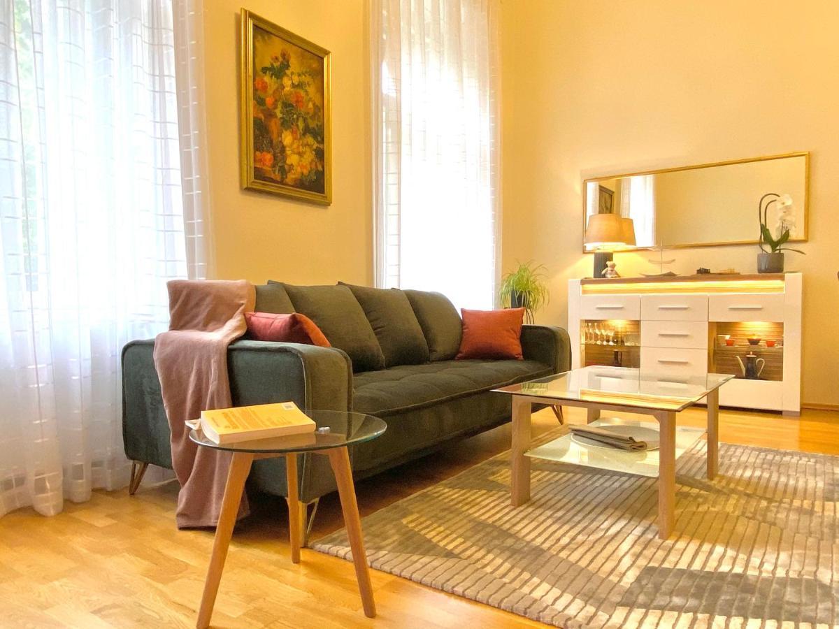 Teresa Apartment Budapest Bagian luar foto