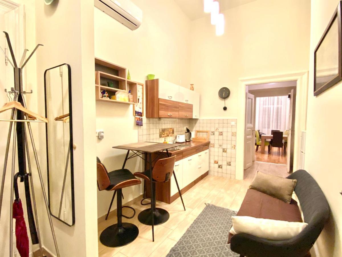 Teresa Apartment Budapest Bagian luar foto